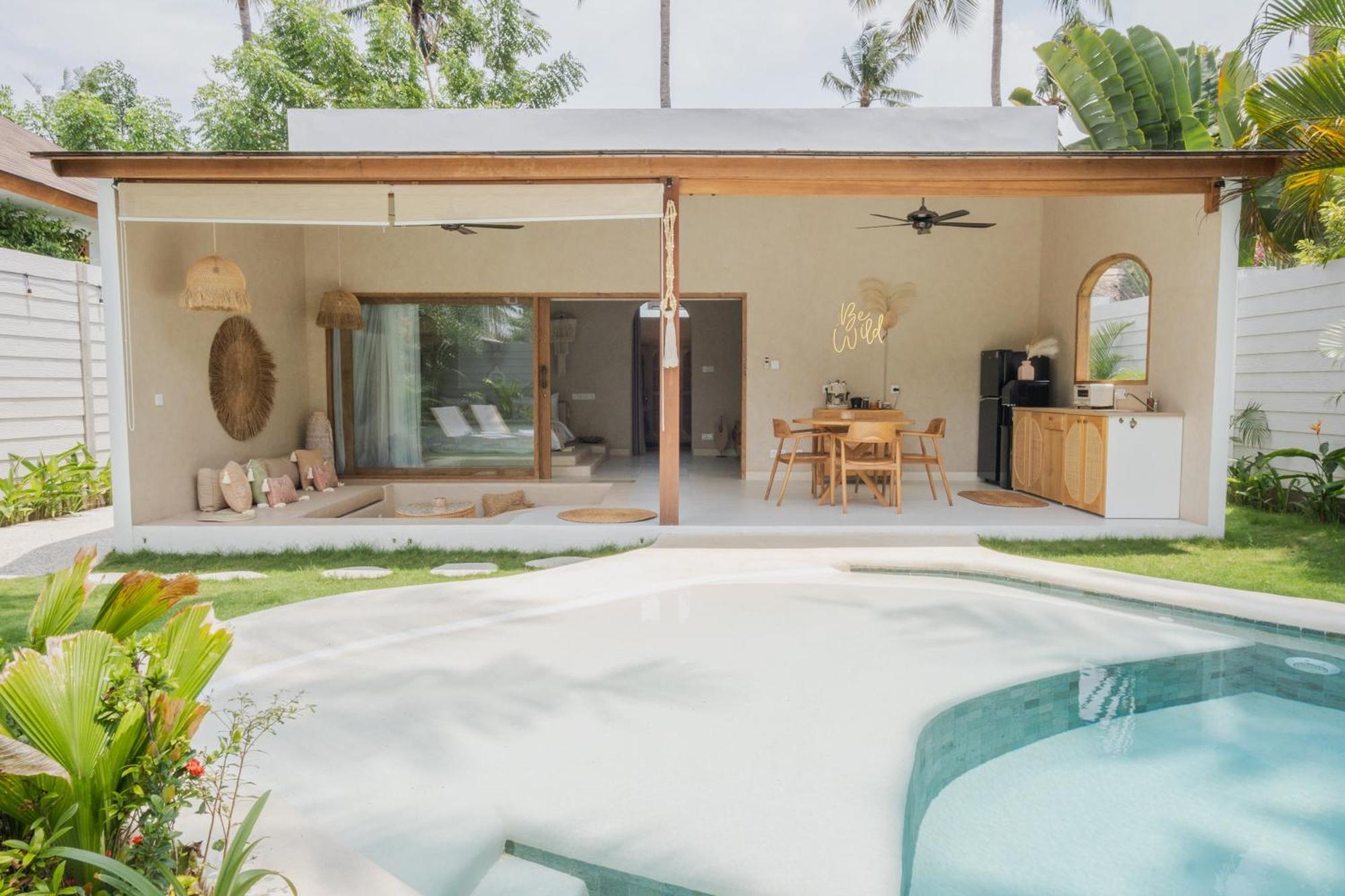 Gili Boho Villas - Aesthetic Private Pool Villas Гили Траванган Экстерьер фото