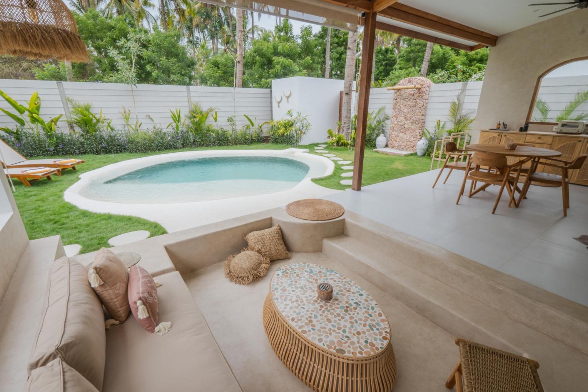 Gili Boho Villas - Aesthetic Private Pool Villas Гили Траванган Экстерьер фото